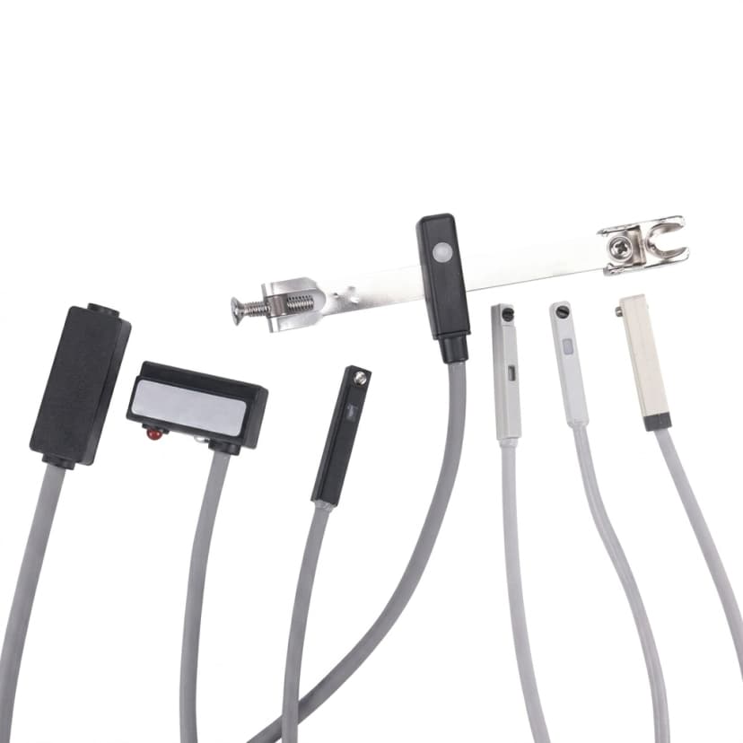 Magnetic switch sensor component
